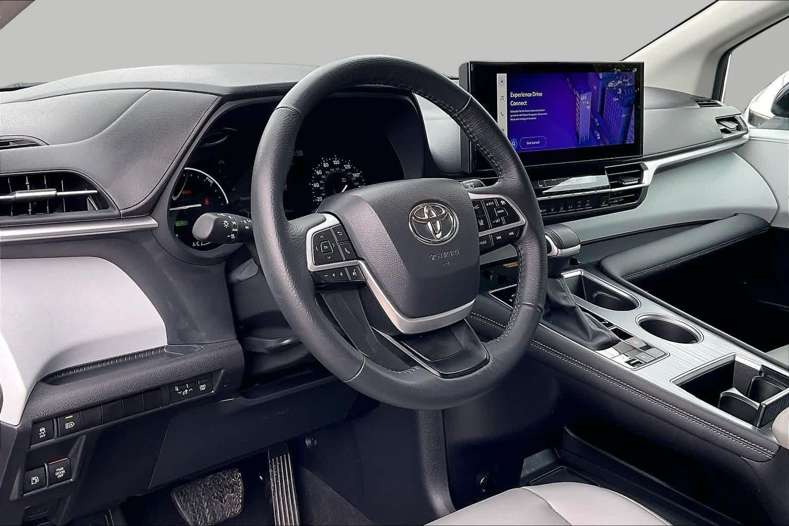 Used 2025 Blueprint Toyota XLE image 17