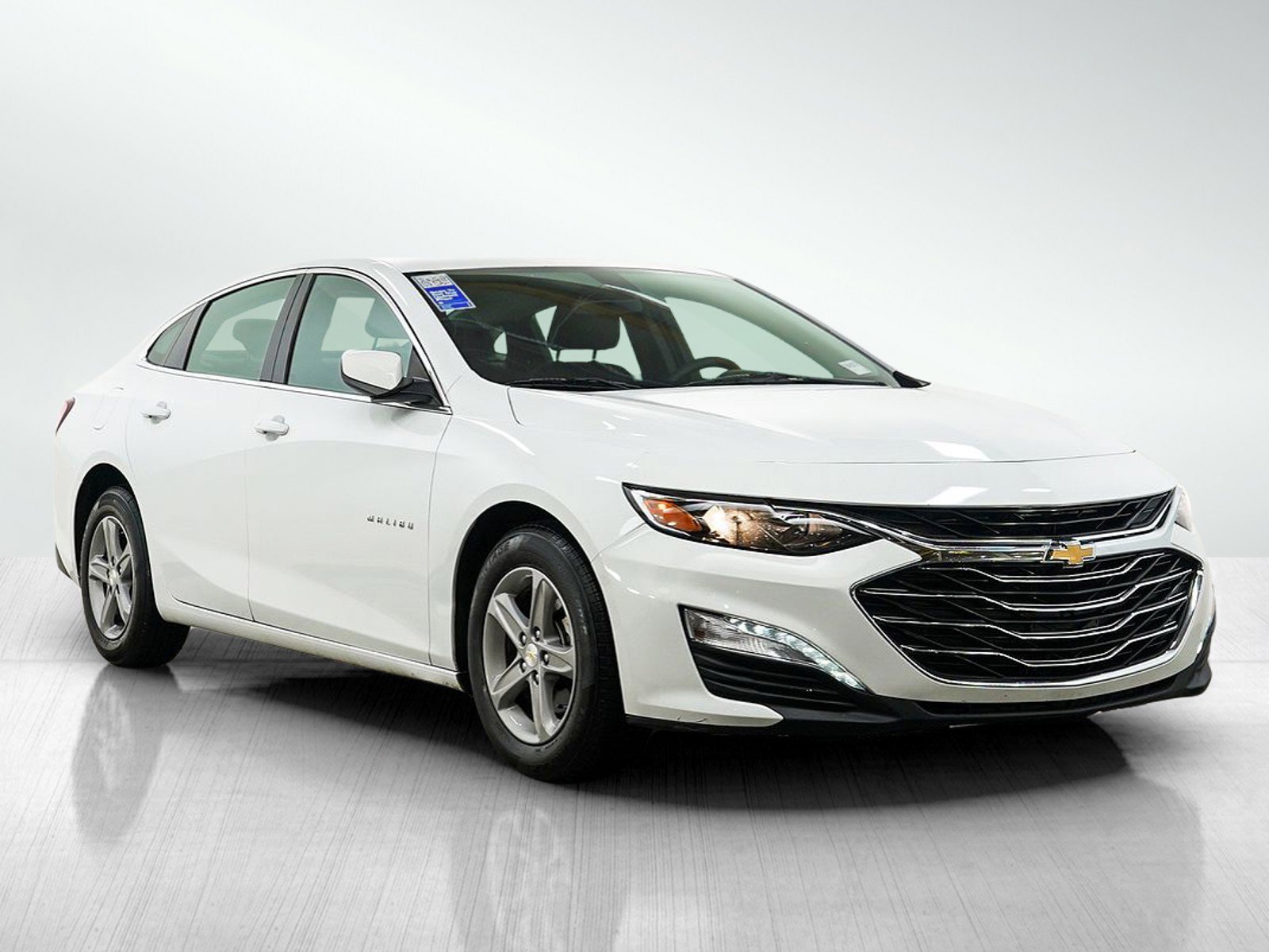 Used 2022 Summit White Chevrolet 4dr Sdn LT image 7