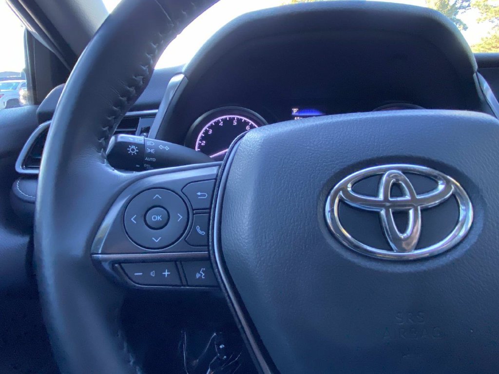 Certified Used 2023 Ice Toyota SE image 31