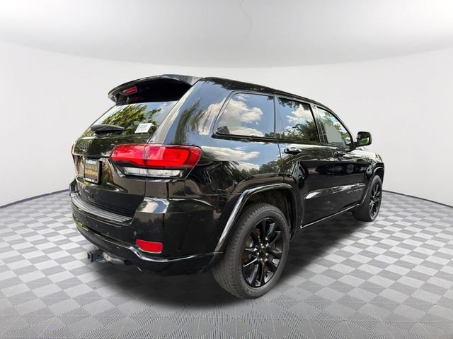 Used 2018 Black Jeep Altitude image 5