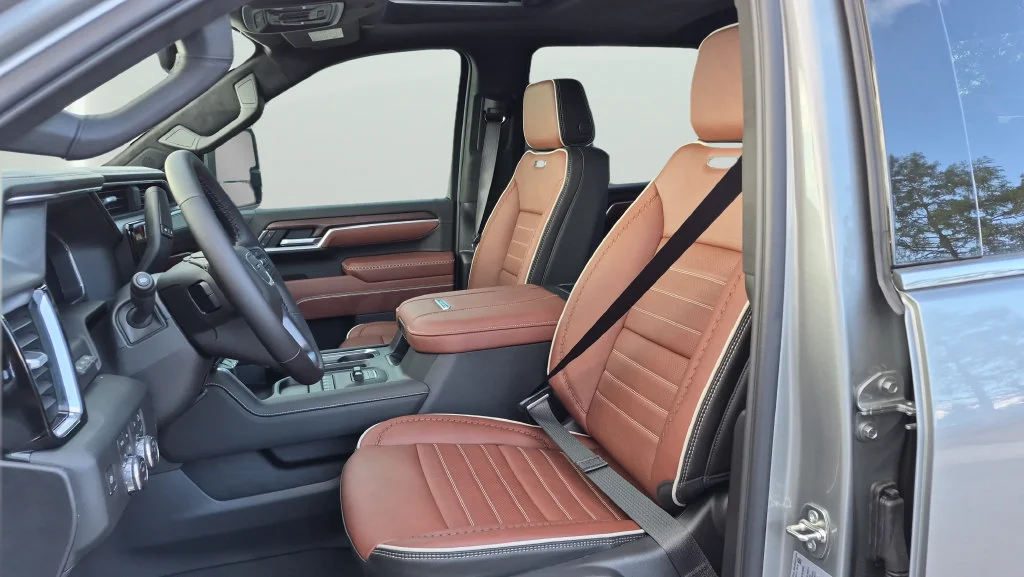 2026 GMC Sierra 2500HD Denali Ultimate - Photo 11