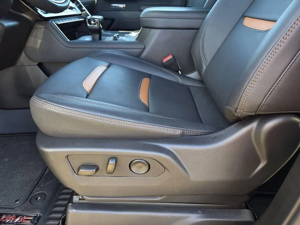 2026 GMC Sierra 1500 AT4 - Photo 11