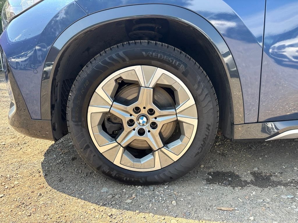 Used 2023 Blue BMW xDrive28i image 21