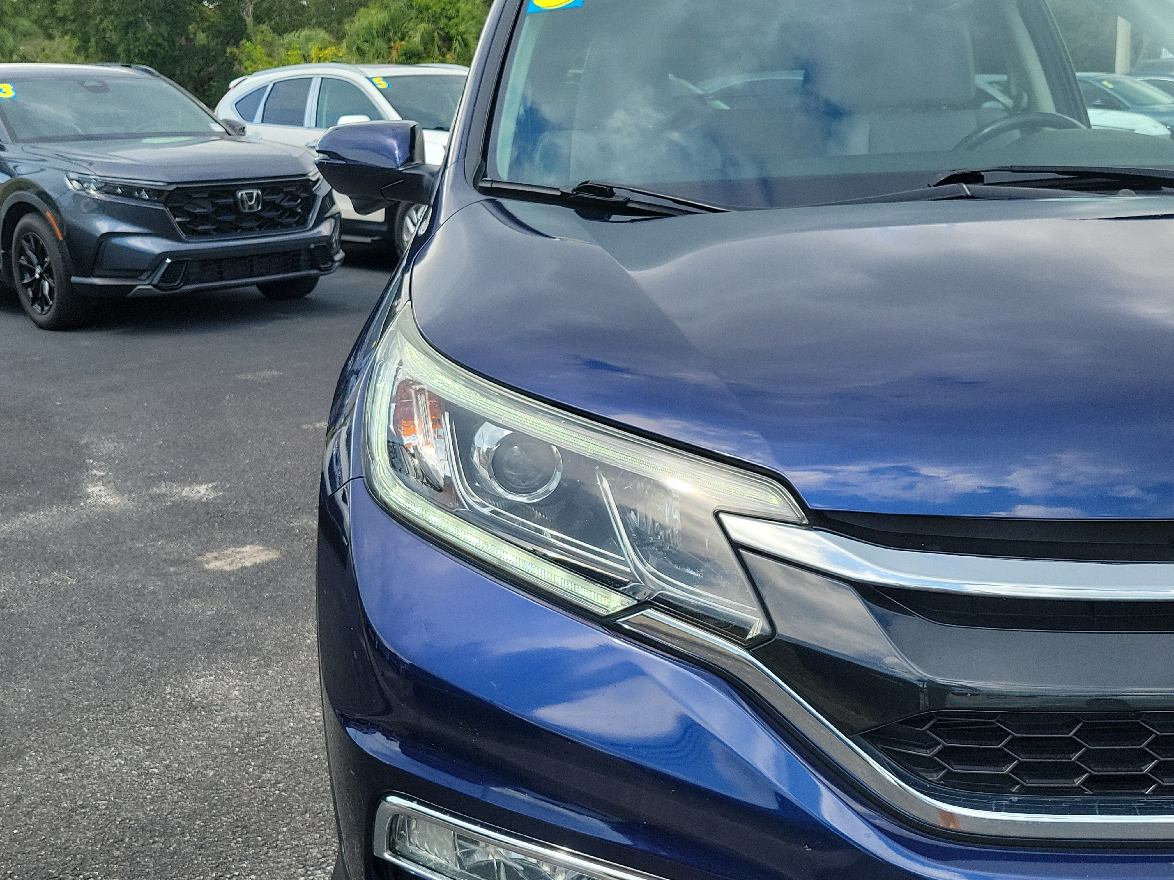 Used 2016 Blue Honda Touring image 6