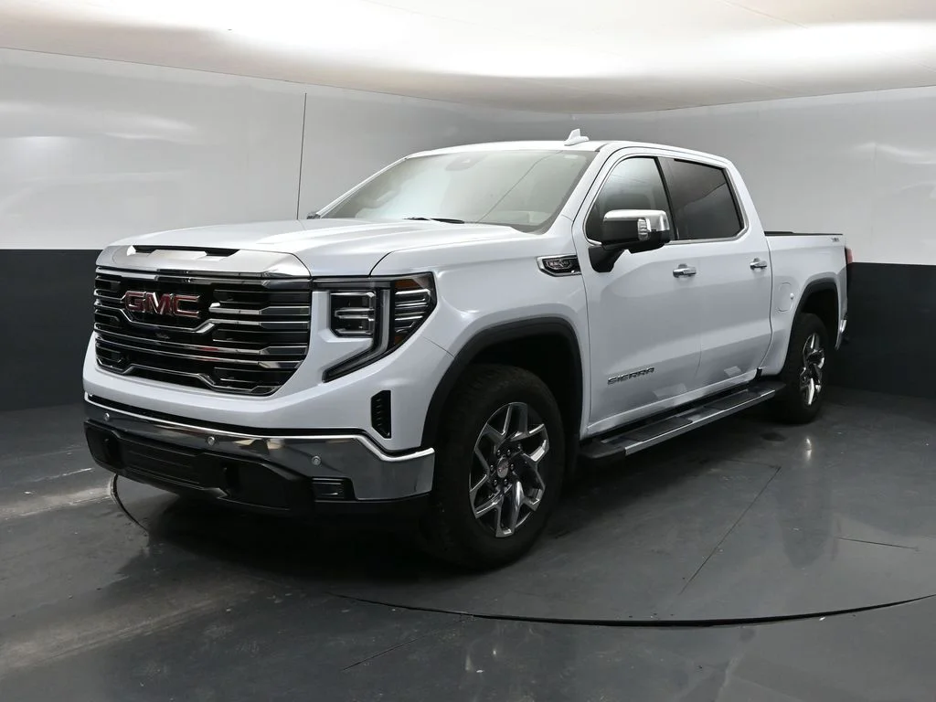 Used 2026 White GMC SLT image 5