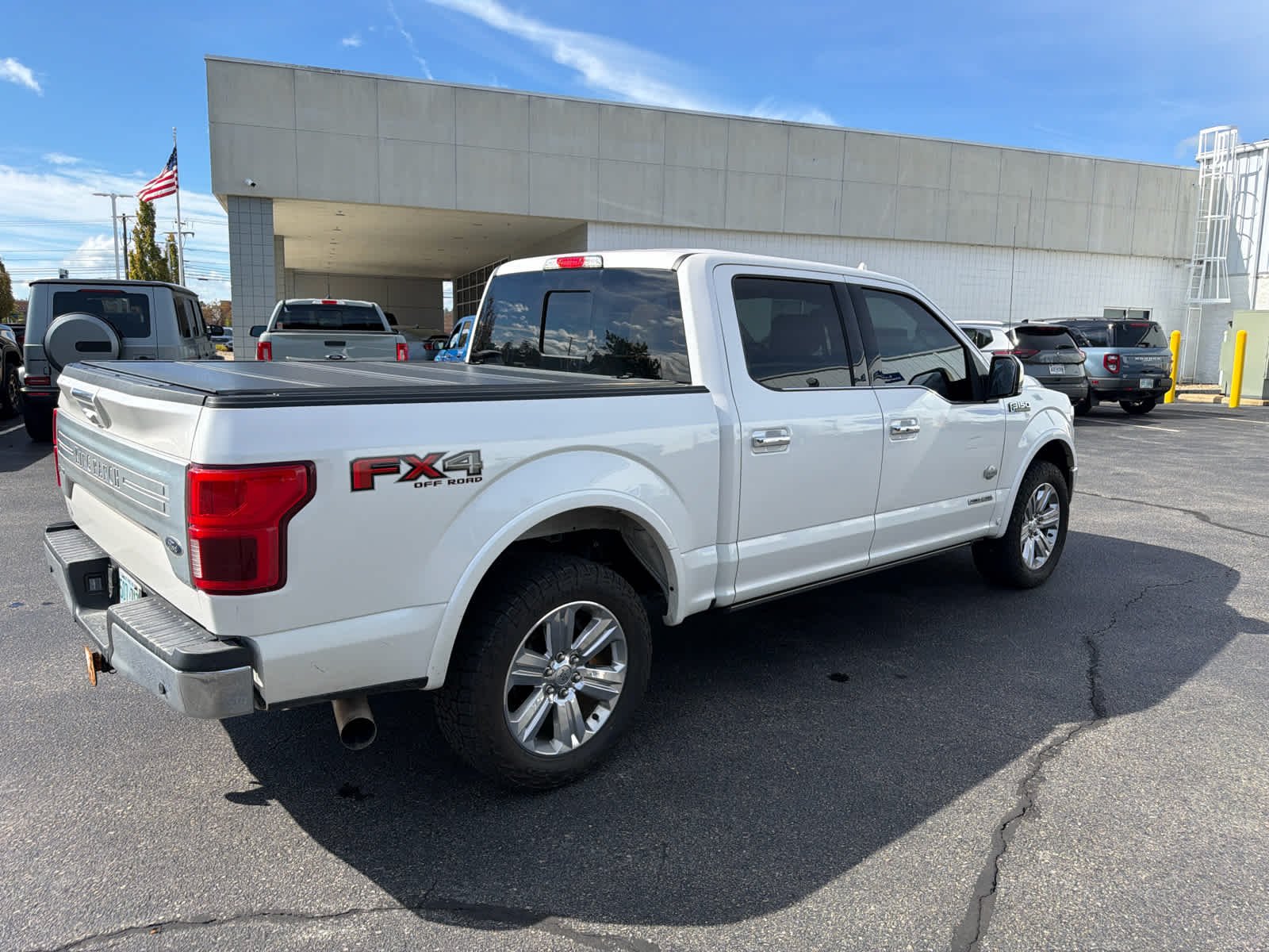 Used 2018 White Platinum Metallic Tri-Coat Ford King Ranch image 7