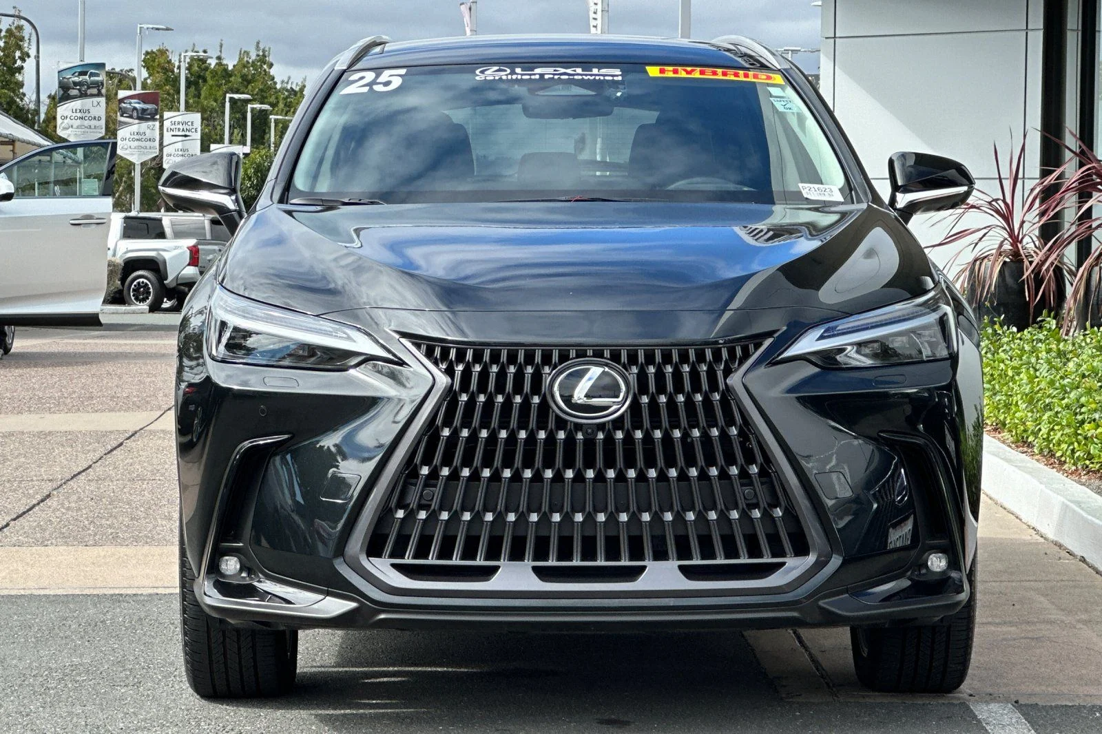 Certified Used 2025 Caviar Lexus 450h+ Luxury image 6
