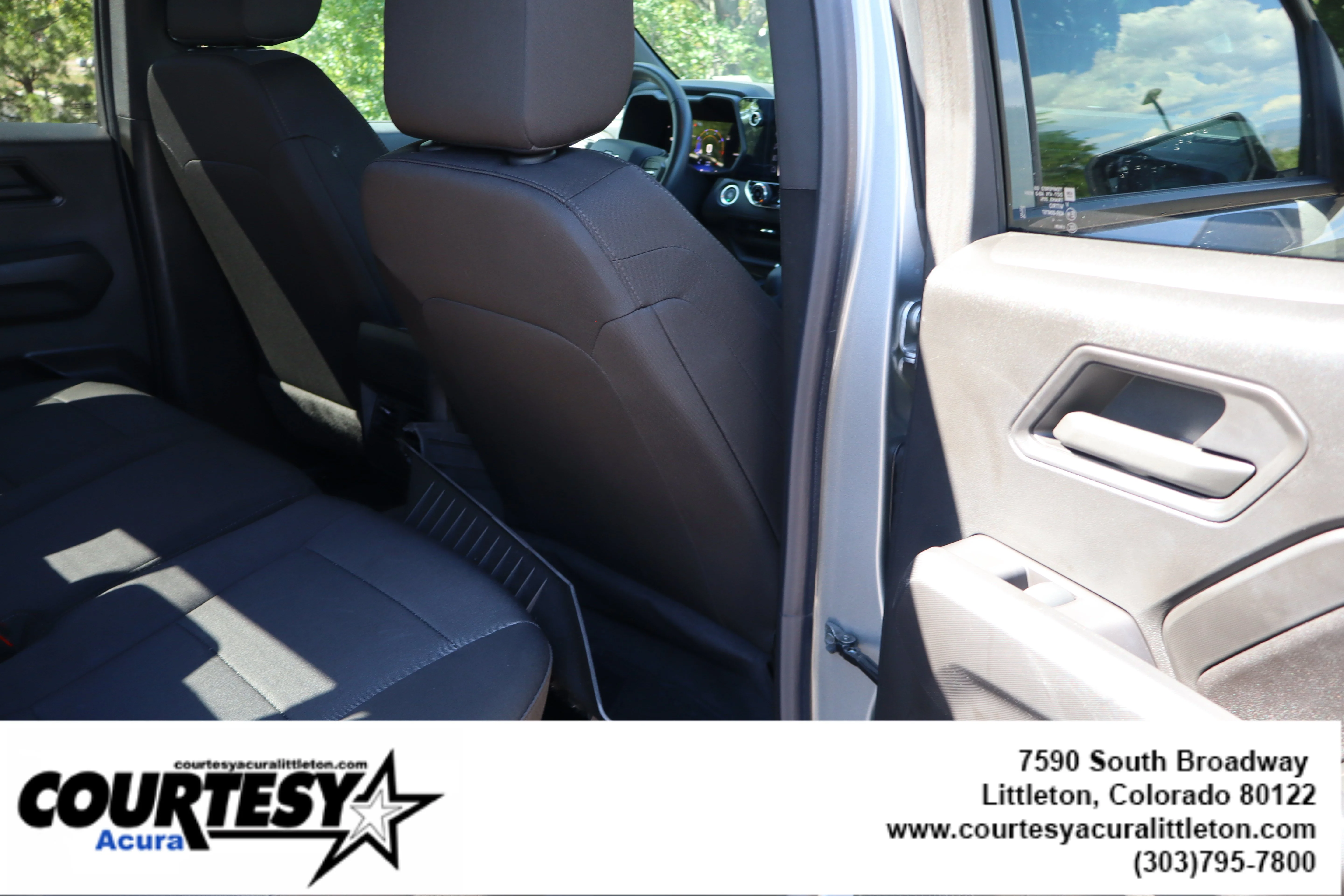 Used 2024 Sterling Gray Metallic Chevrolet 4WD Trail Boss image 30