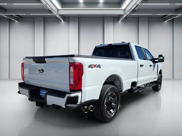 Used 2026 White Ford XL image 5