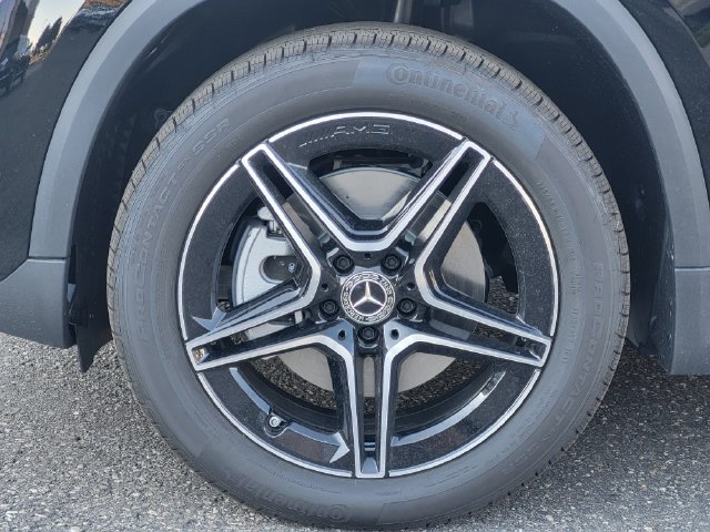 New 2026 Night Black Mercedes-Benz GLA 250 image 18
