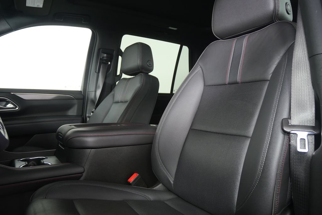 Used 2022 Summit White Chevrolet RST image 12