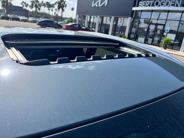 Used 2022 Gray Mazda 2.5 S Carbon Edition image 6