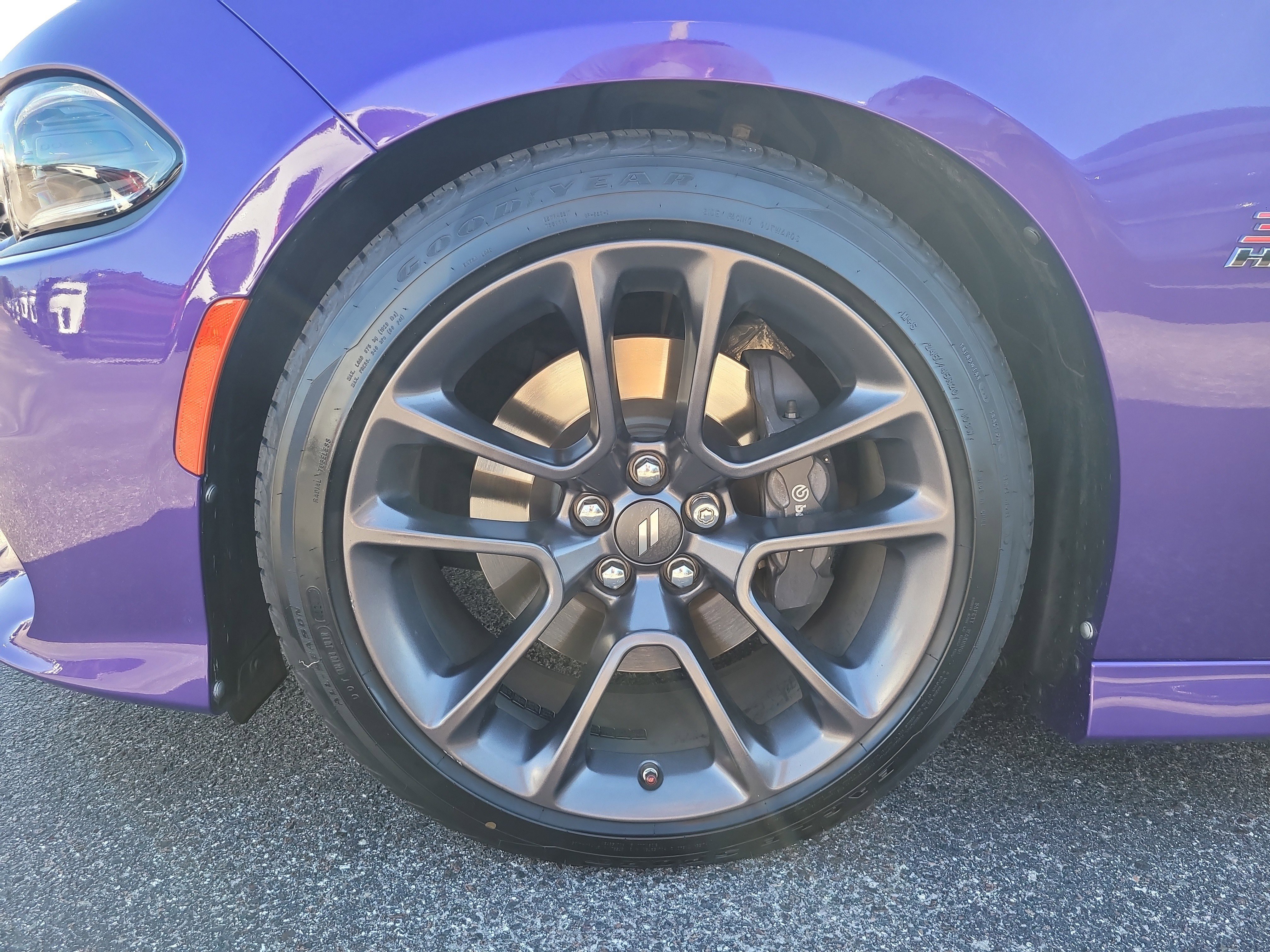 Used 2023 Plum Crazy Pearlcoat Dodge Scat Pack image 9