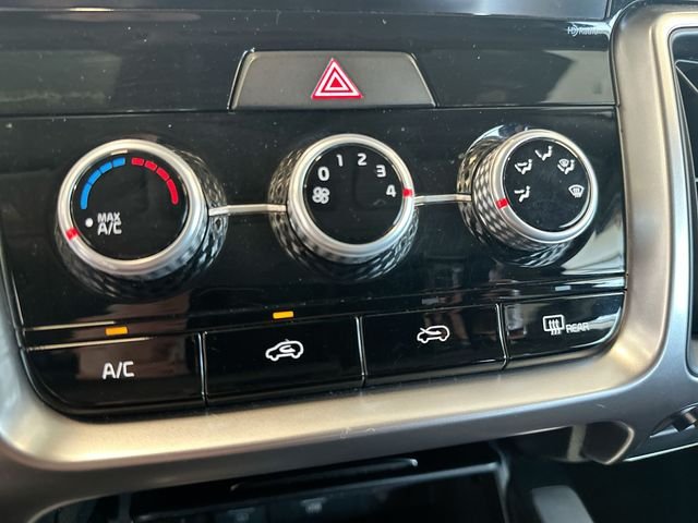 Used 2023 Gray Kia LX image 18