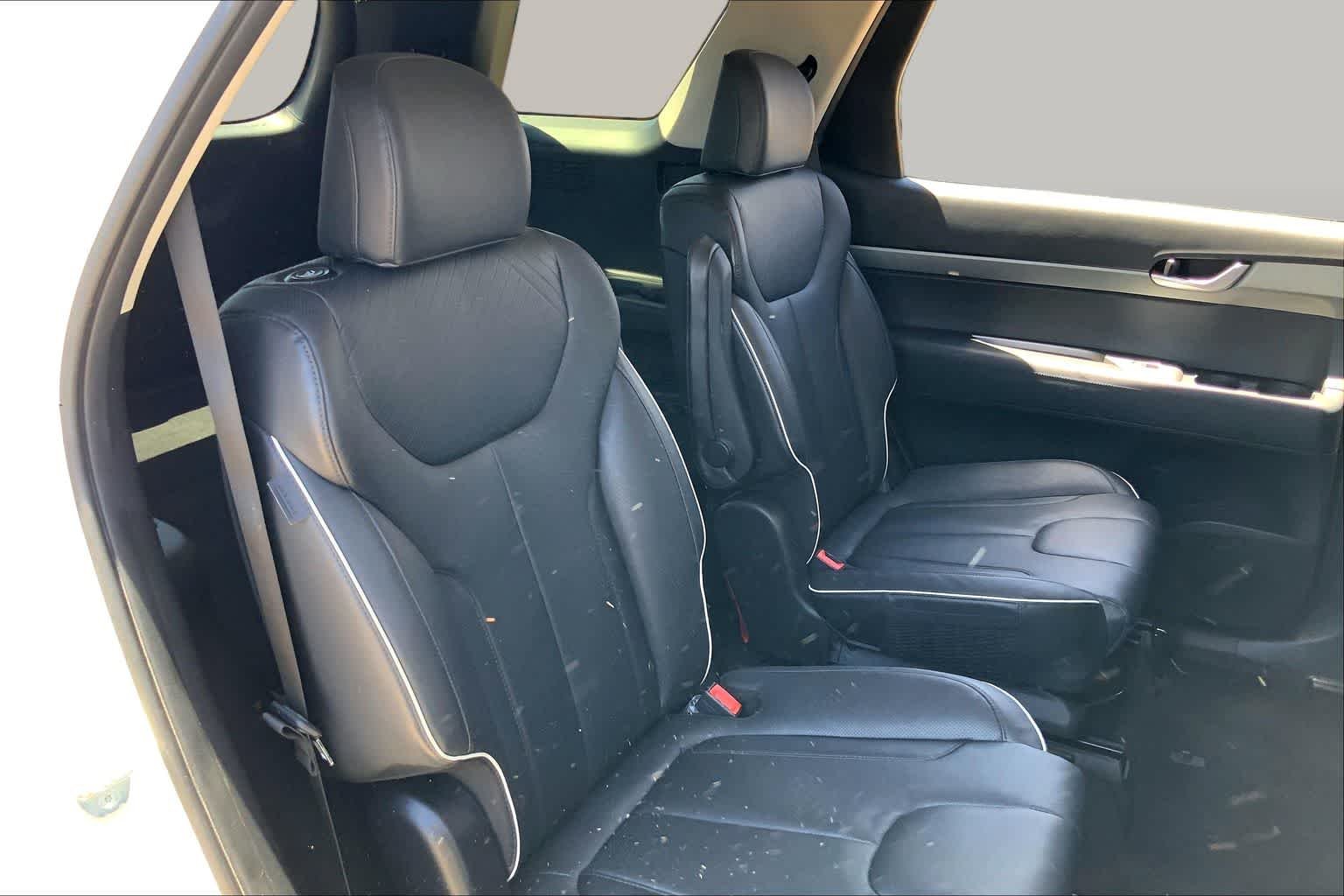 Used 2025 Hyper White Hyundai SEL image 19