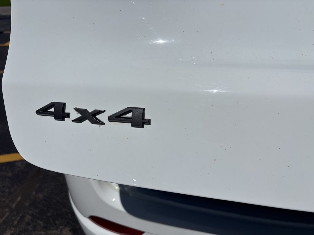 Used 2022 White Jeep High Altitude image 15