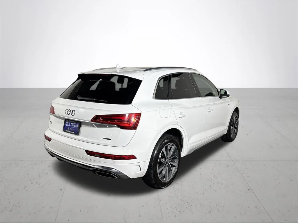 Used 2022 White Audi 45 S line Premium image 6