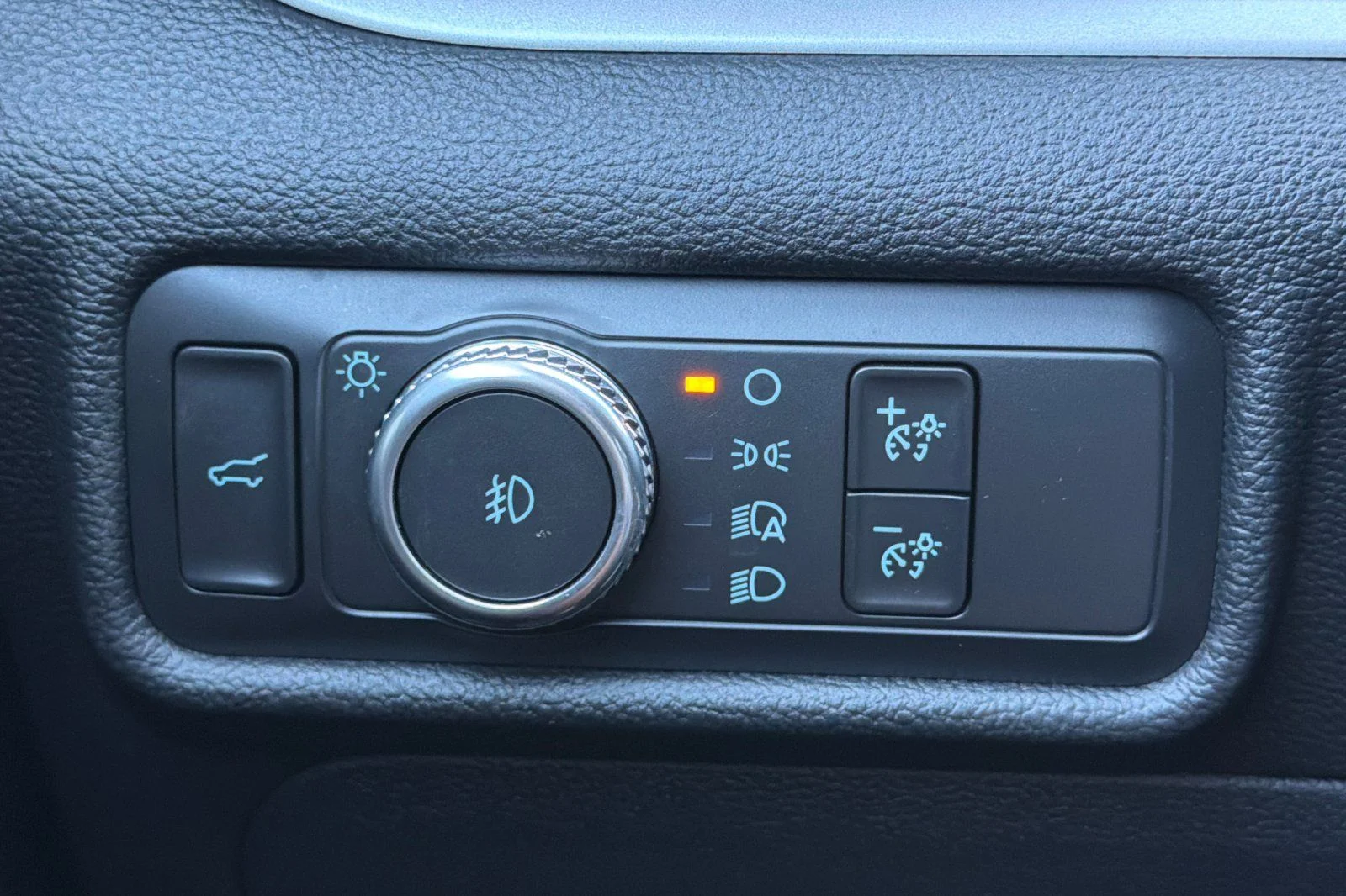 Used 2020 White Ford XLT image 38