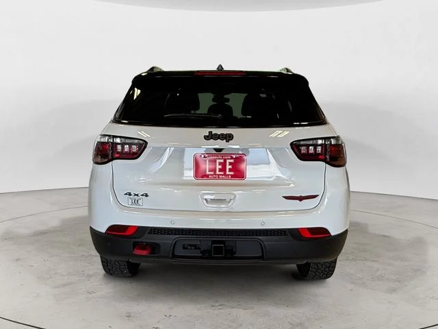 New 2026 White Jeep Trailhawk image 5