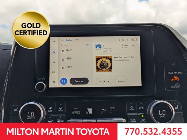 Certified Used 2025  Toyota XLE image 19