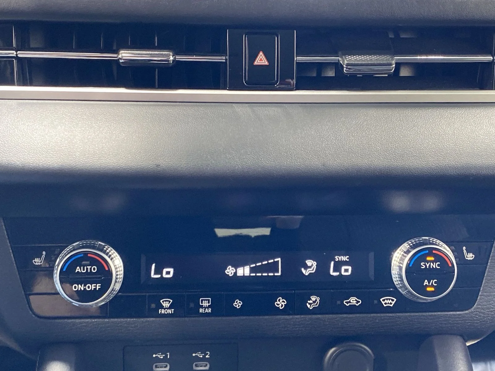 Used 2025 Black Mitsubishi ES image 19