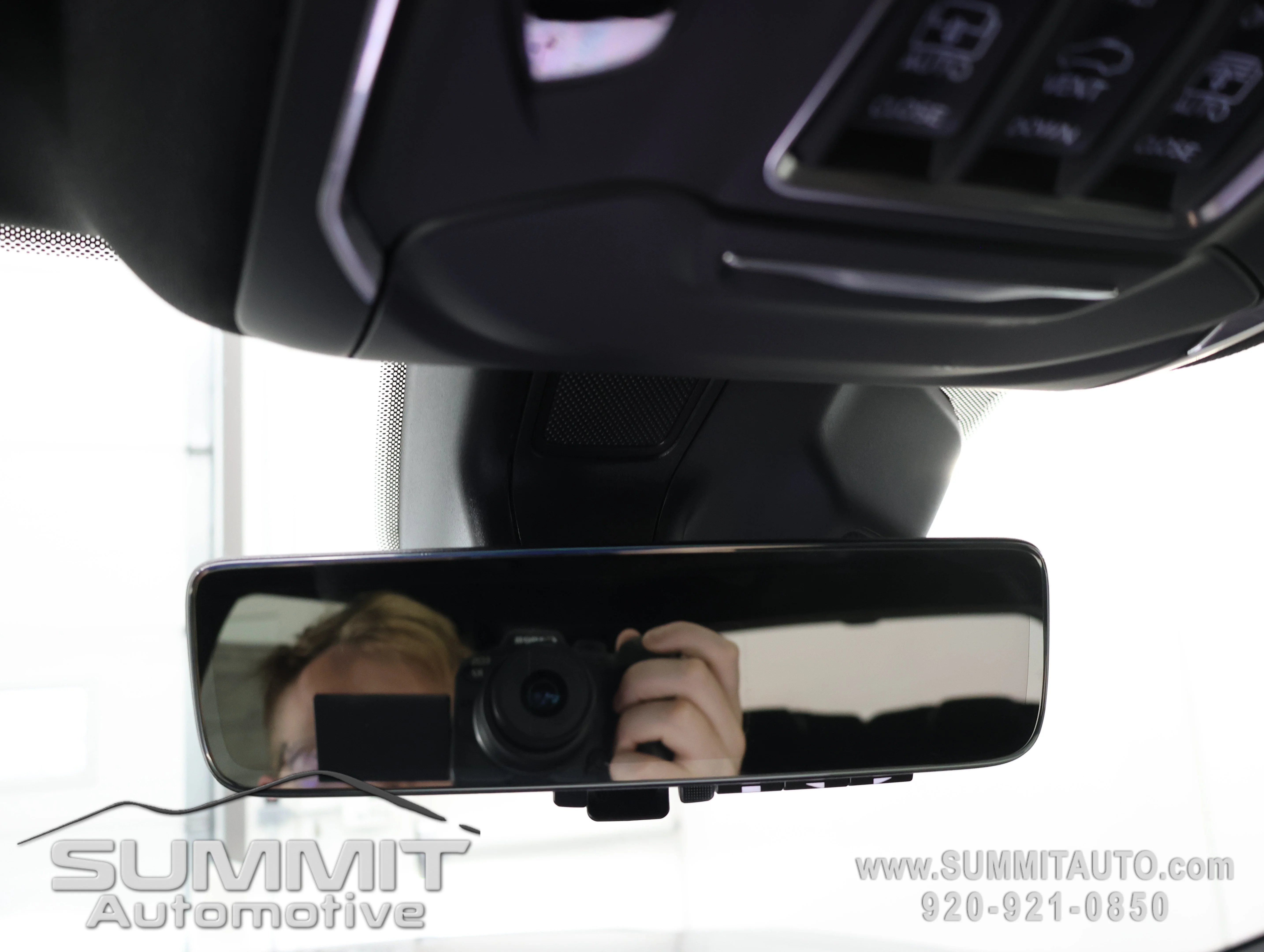 New 2026 Diamond Black Crystal Pearl-Coat Exterior Paint Jeep Limited Reserve image 77