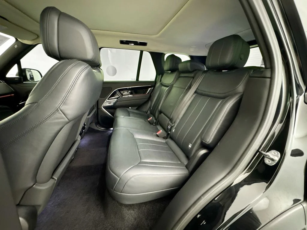 Used 2023 Black Land Rover SE image 25