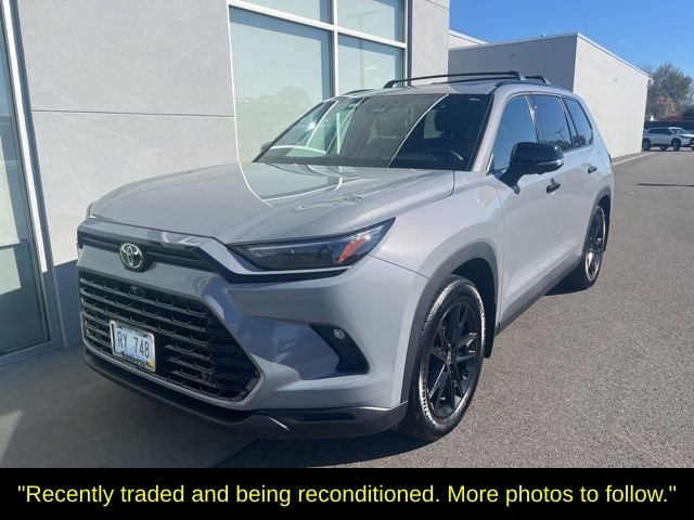 2025 Toyota Grand Highlander Hybrid Nightshade AWD's photo