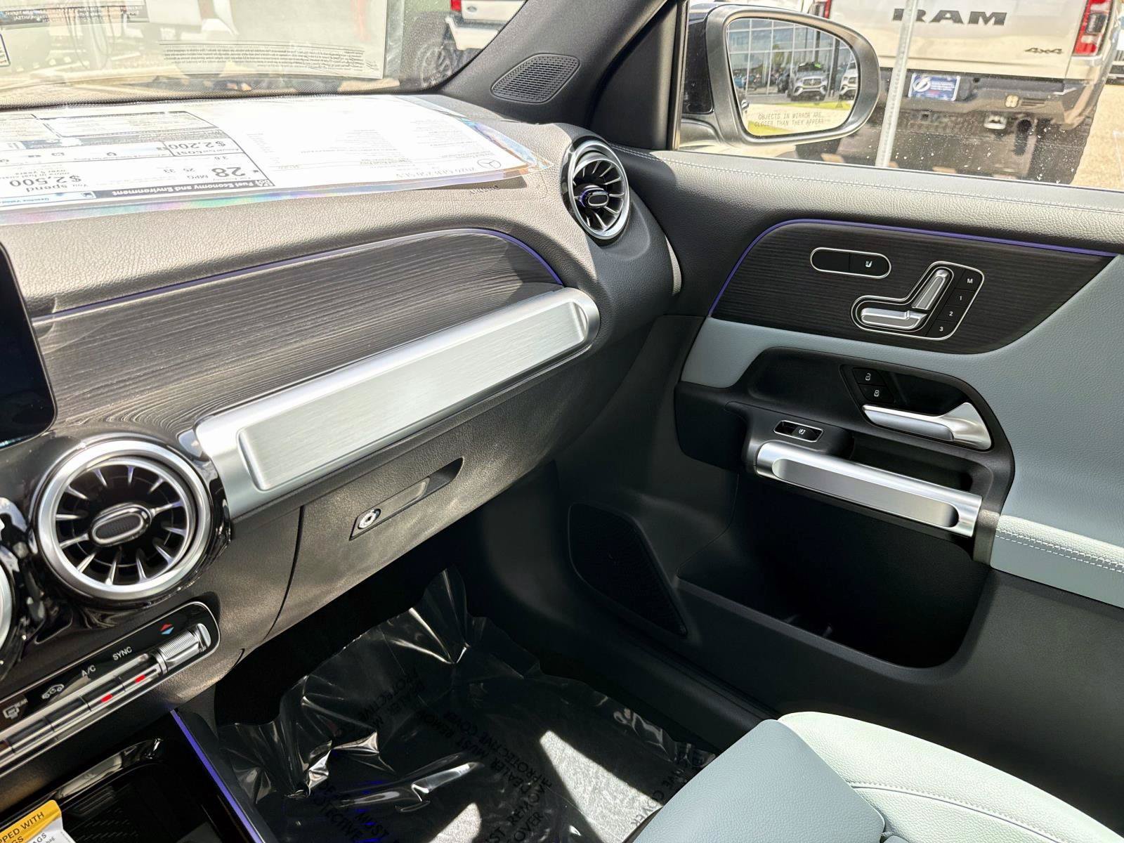 New 2026 Black Mercedes-Benz 250 SUV image 26