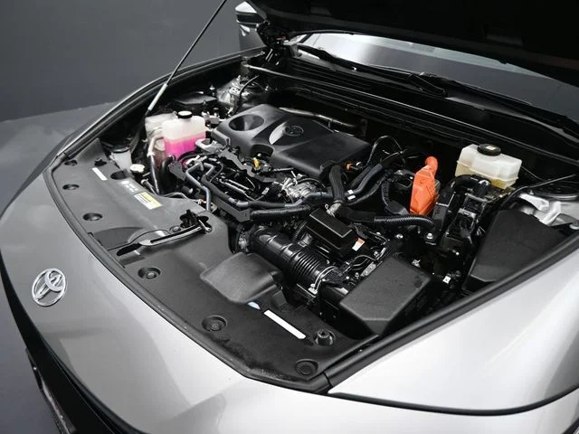Used 2023  Toyota XLE image 12