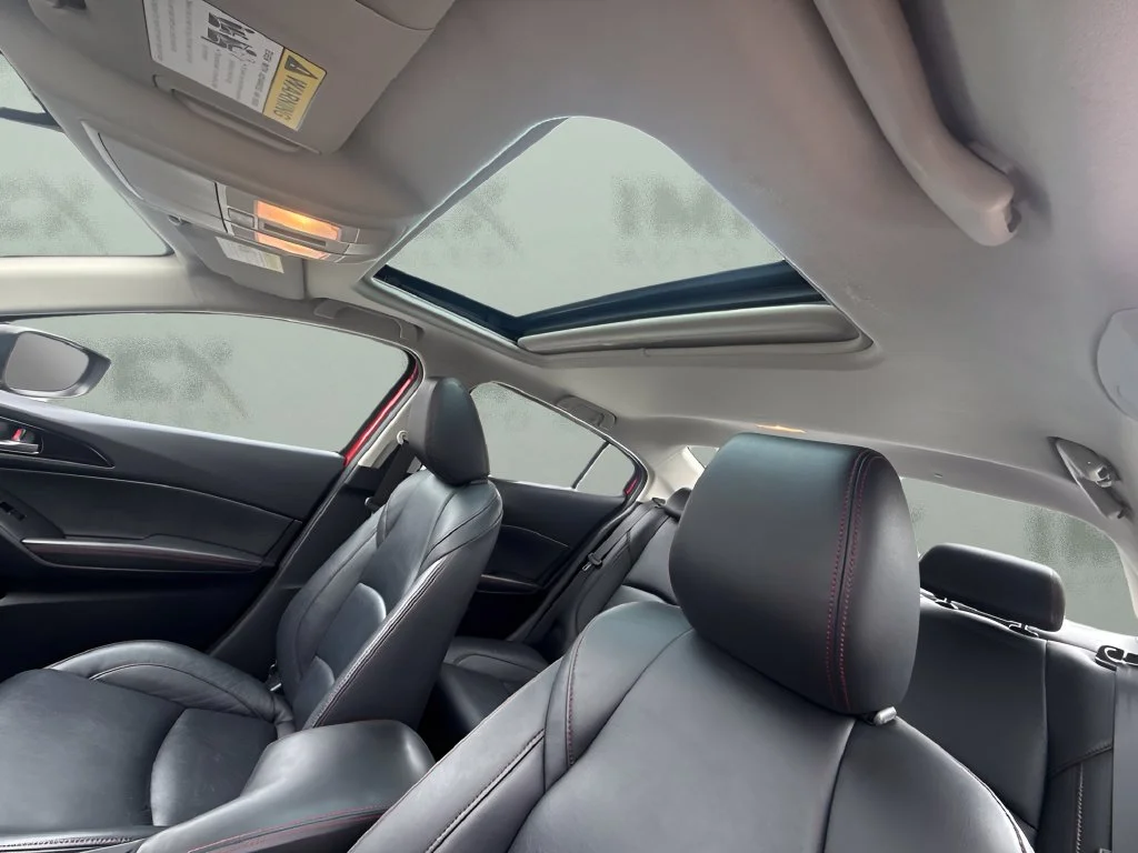 Used 2016 Red Mazda i Grand Touring image 10
