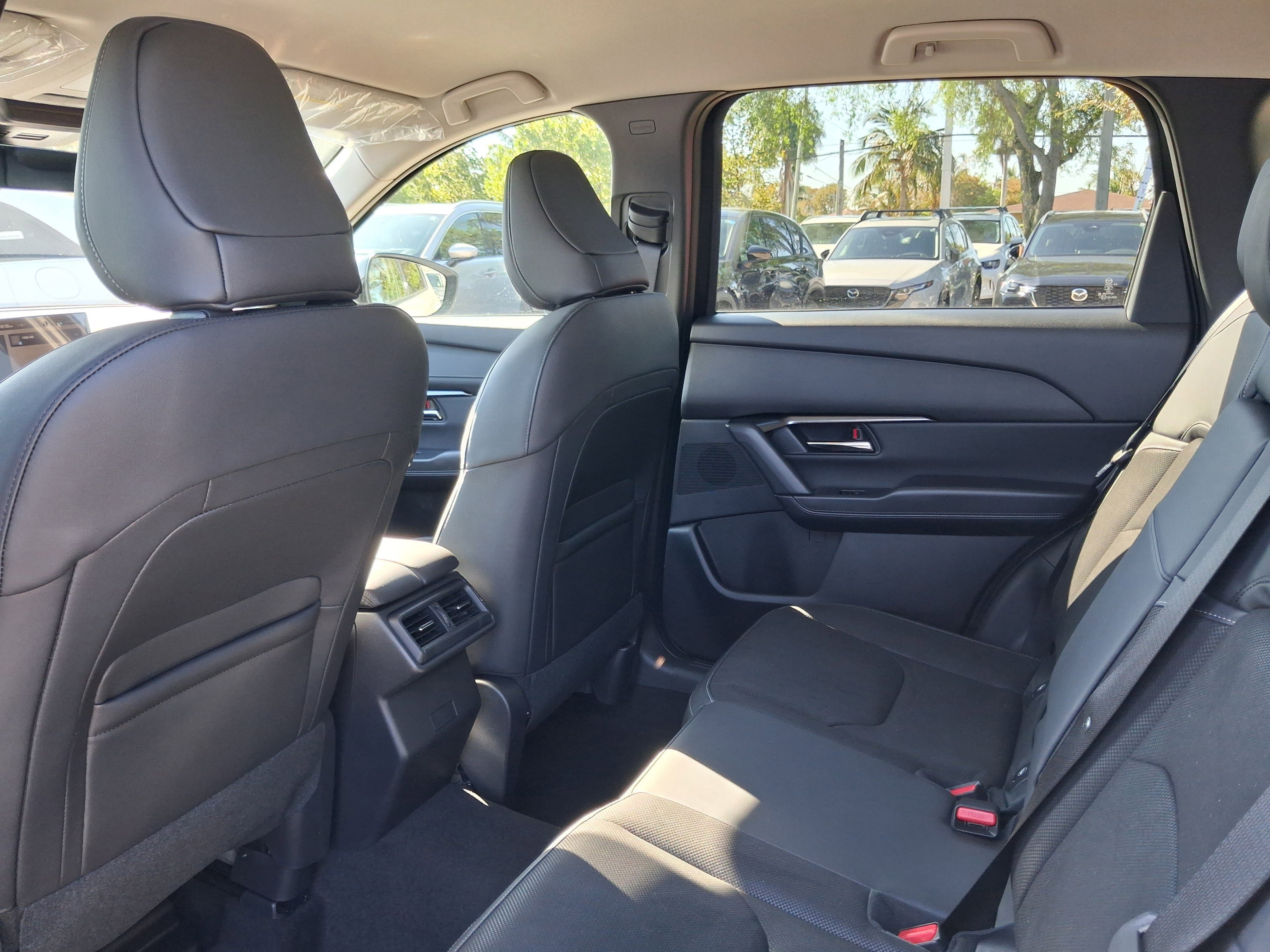 New 2026 Rhodium White Metallic Mazda 2.5 S Preferred image 5