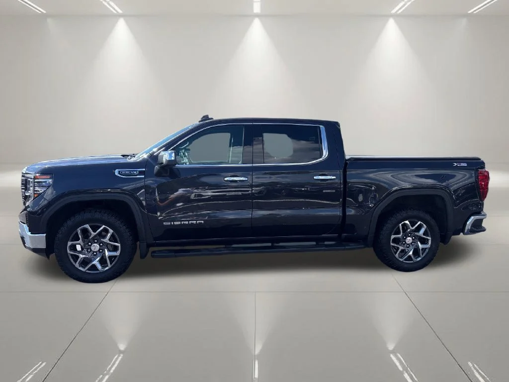 Certified Used 2022 TITANIUM RUSH METALLIC GMC SLT image 11