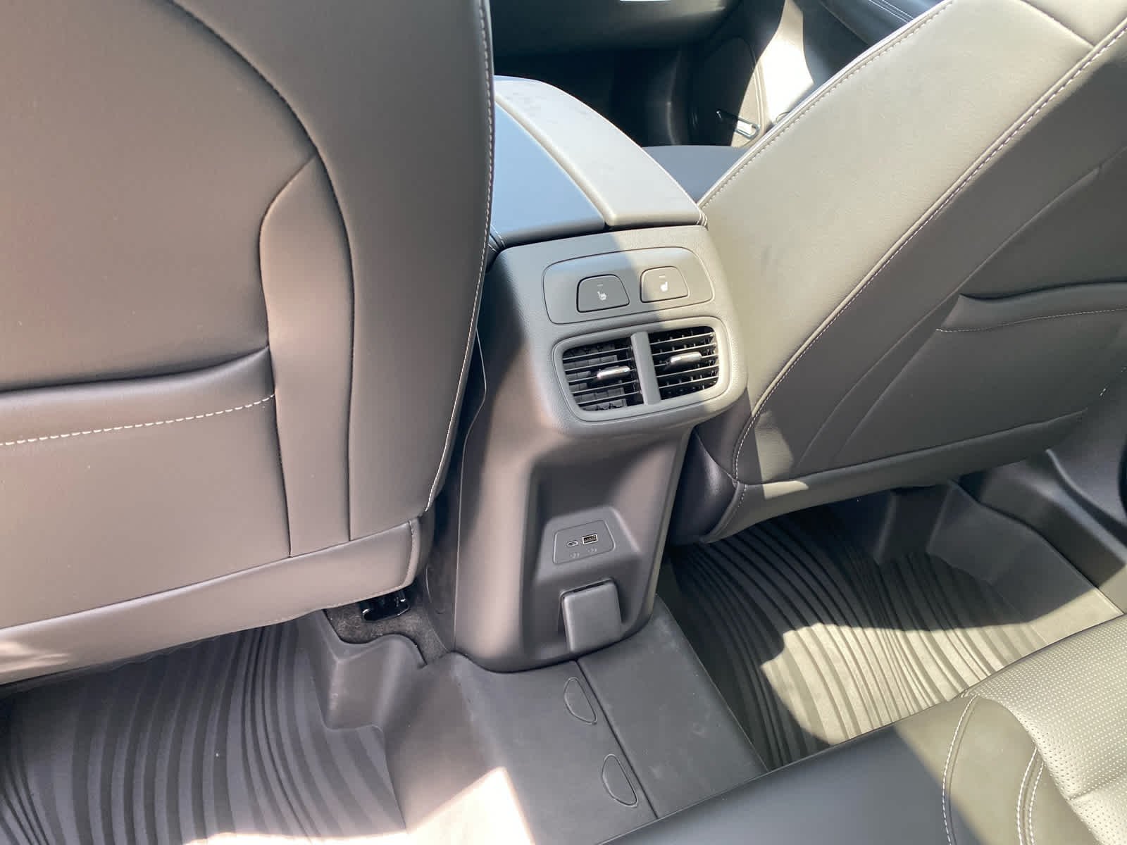 2026 Buick Envision Avenir - Photo 22