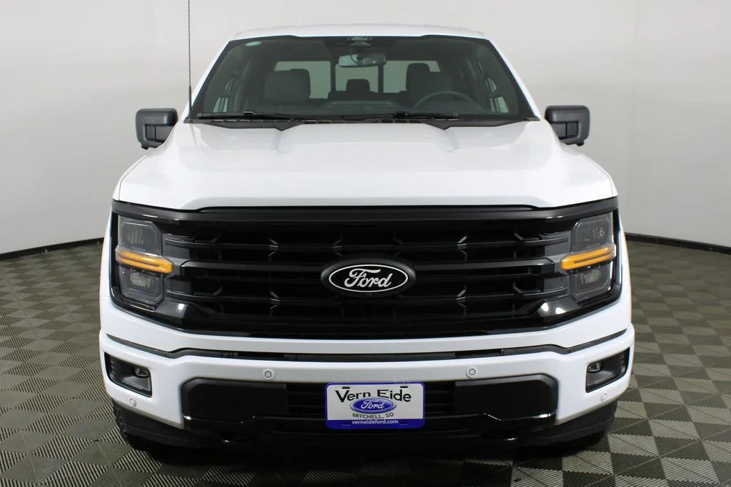 New 2026 White Ford XLT image 2