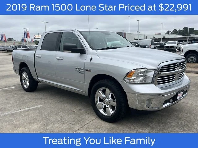 2019 RAM 1500 Classic Lone Star Crew Cab 5'7's photo