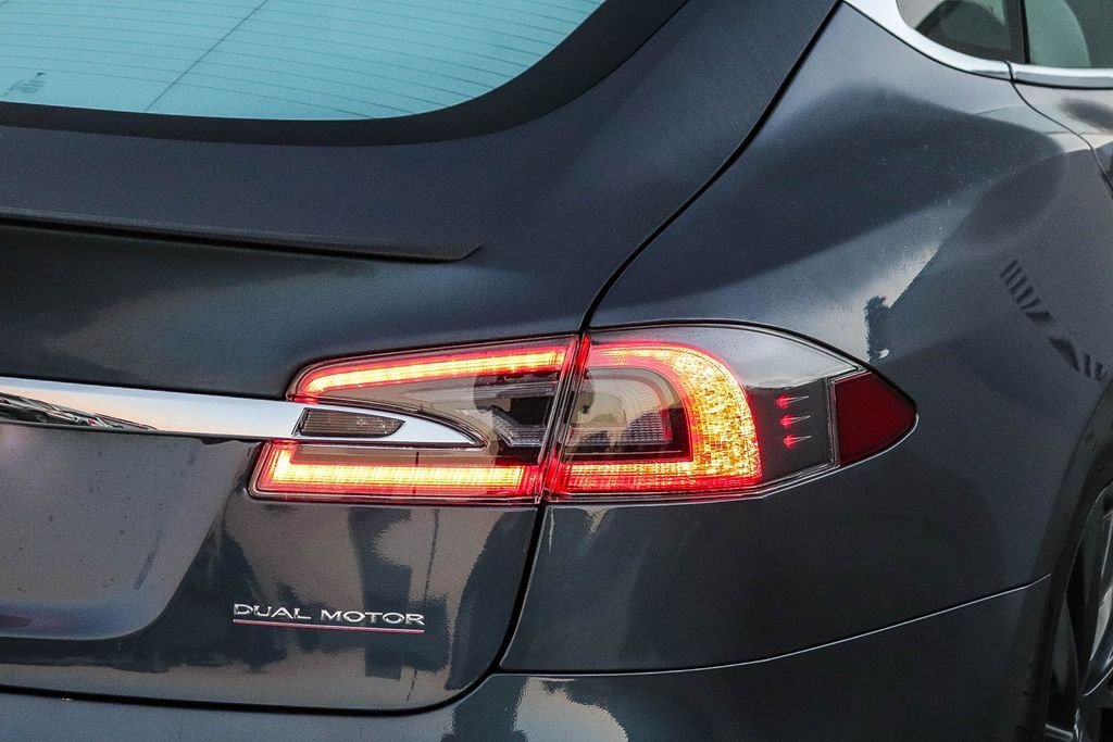 Used 2020 Midnight Silver Metallic Tesla Performance image 10