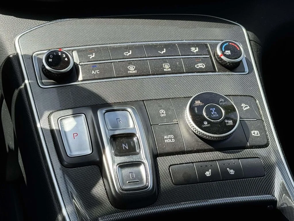 Used 2022 Gray Hyundai SEL image 19