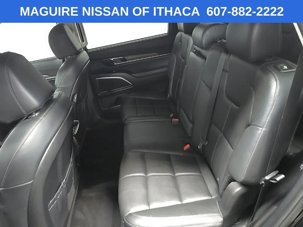 Used 2022  Kia SX image 33