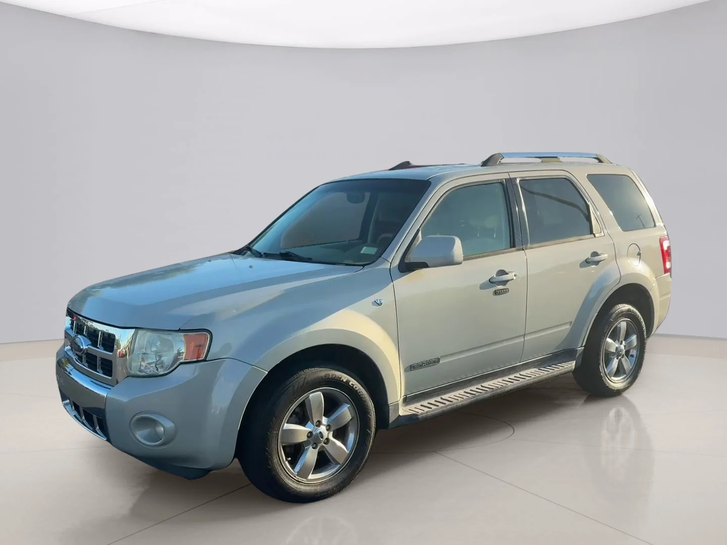 Used 2008 White Ford LIMITED image 1