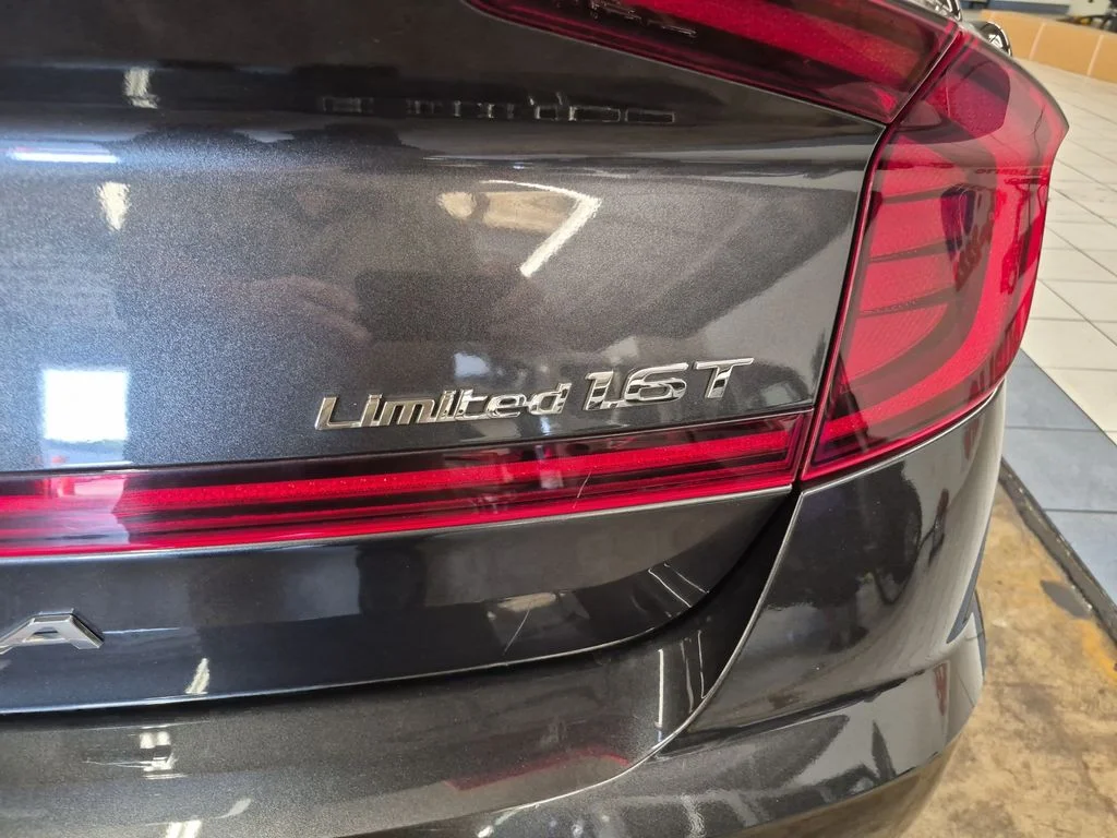 Used 2021 Portofino Gray Hyundai Limited image 7