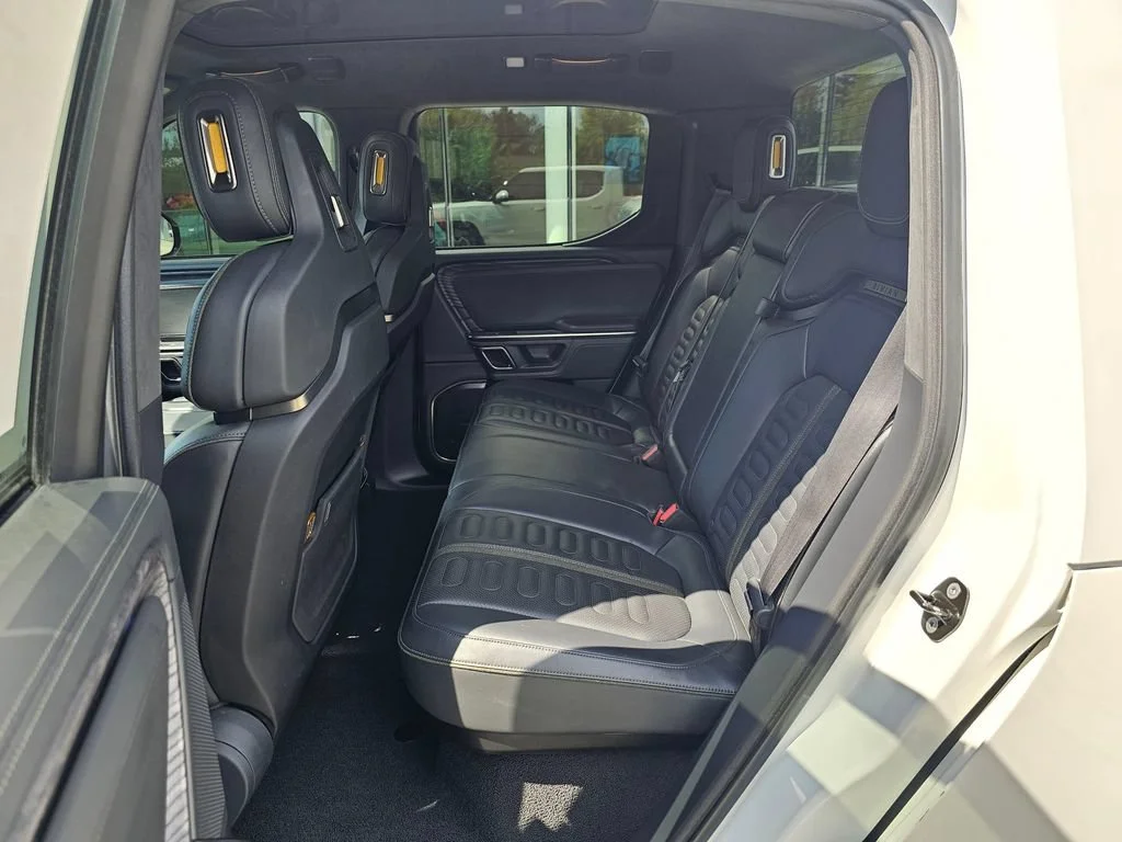 Used 2022  RIVIAN Adventure Package image 17