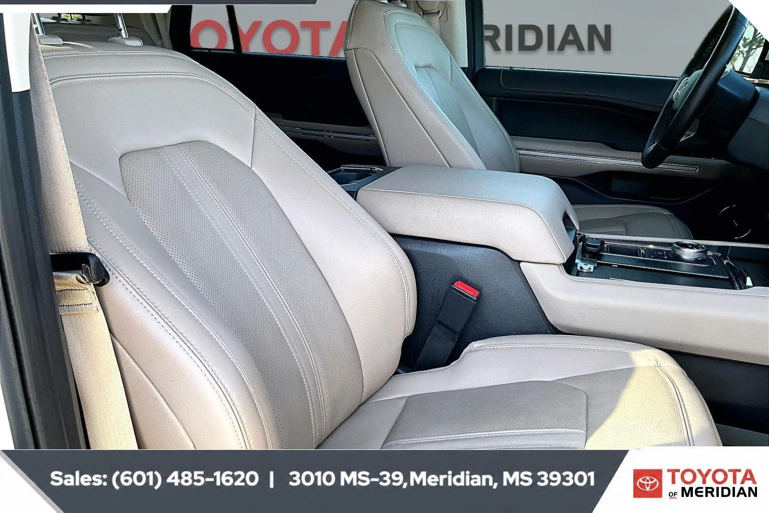 Used 2022 Star White Metallic Tri-Coat Ford Limited image 6