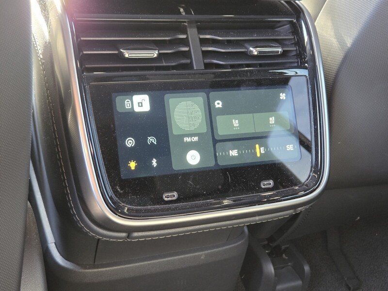 Used 2024  Rivian Adventure image 18