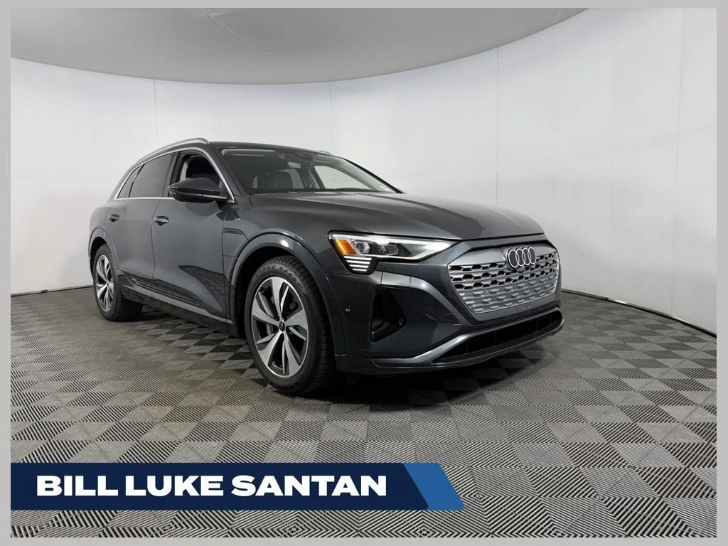 2024 Audi Q8 e-tron 55 114 kWh Premium Plus quattro's photo