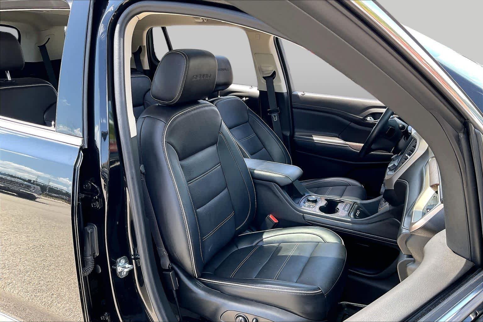 Certified Used 2023 Ebony Twilight Metallic GMC Denali image 9