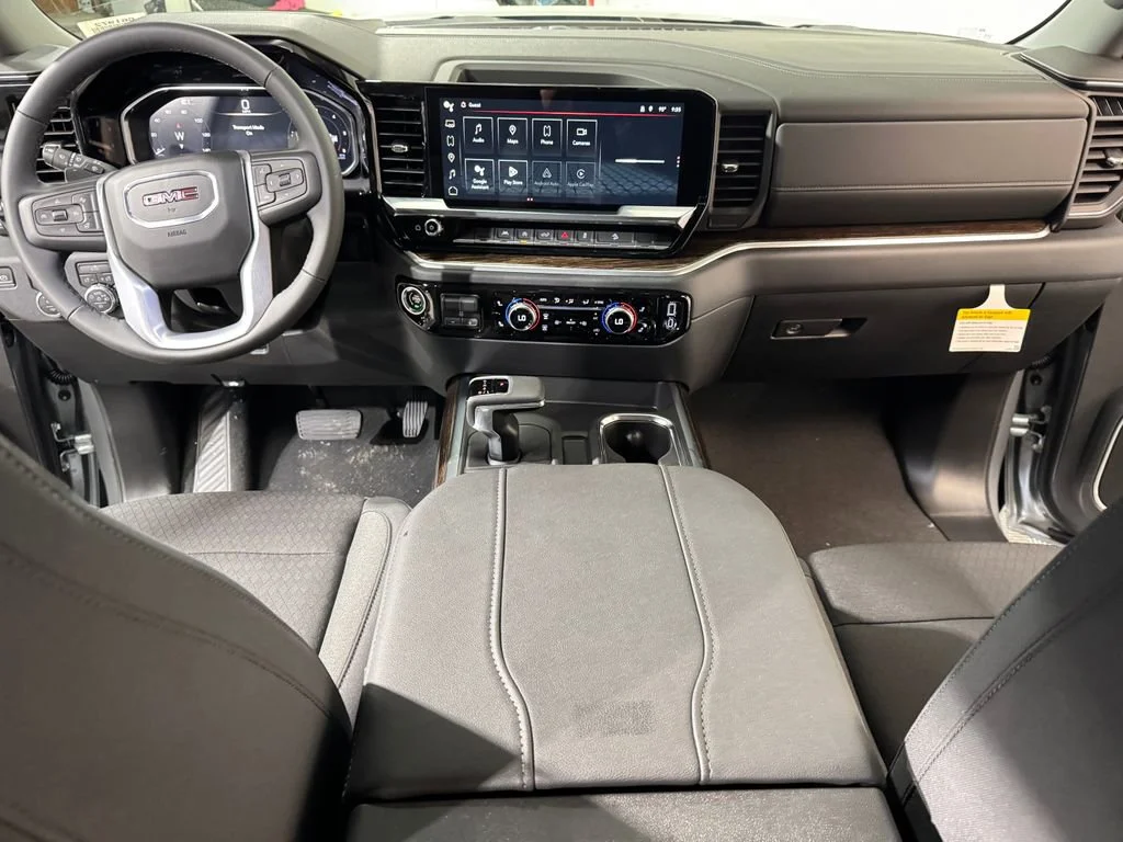 New 2026 Sterling Metallic GMC Elevation image 13