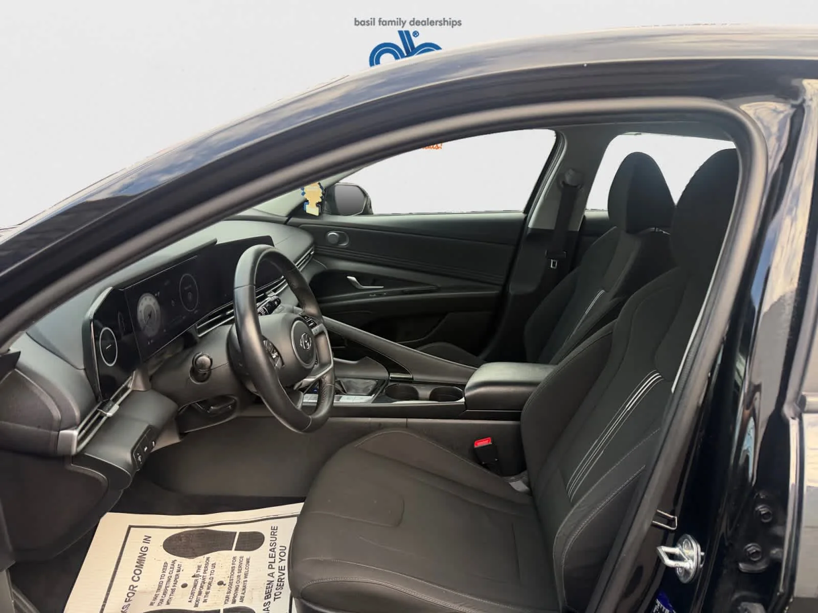 Used 2023 Phantom Black Hyundai SEL image 13