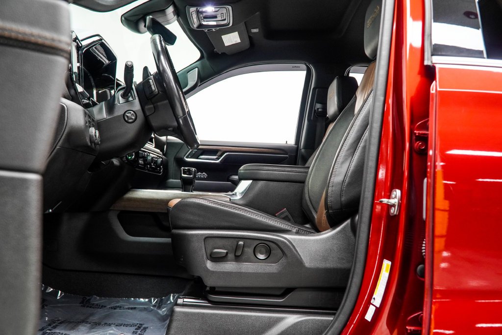 Used 2023 Red Chevrolet High Country image 46