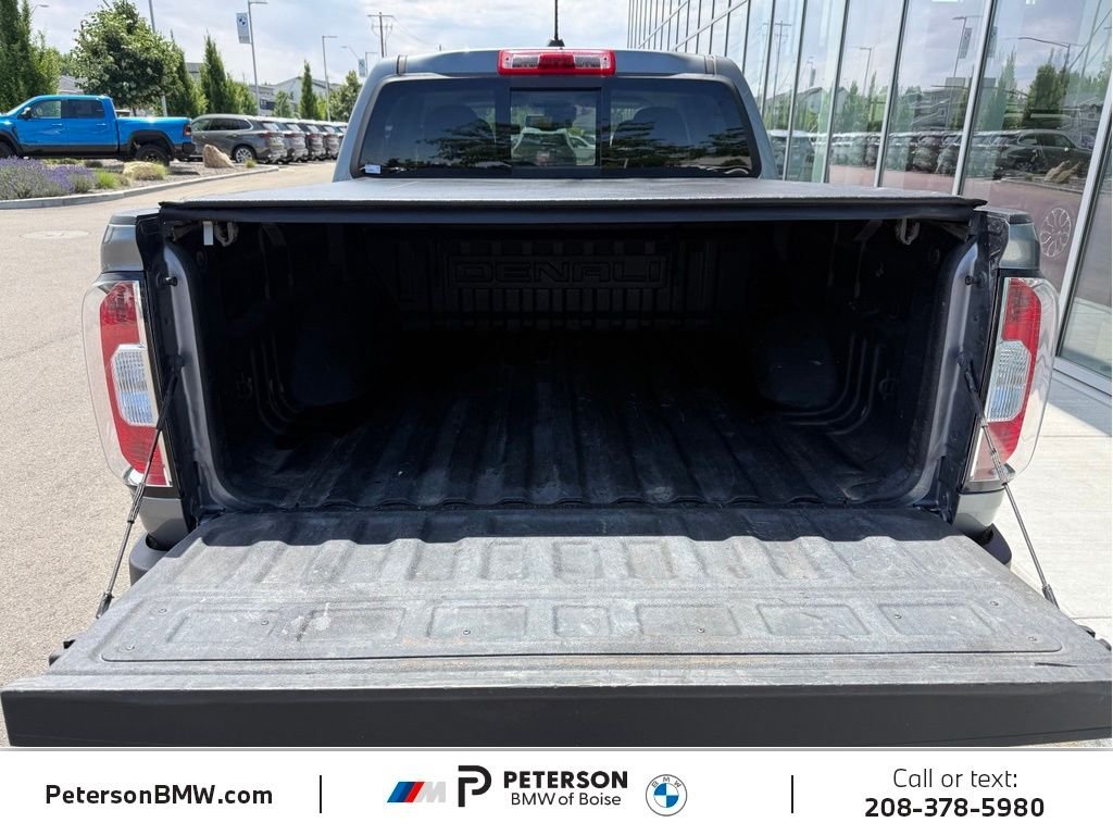 Used 2022 Gray GMC Denali image 9